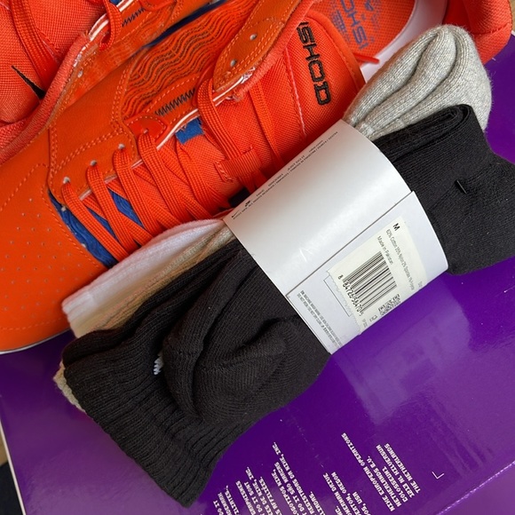 Nike (3 pairs) Performance
Multi-Color Cushioned Crew Socks
SX4719-967 - Picture 4 of 16